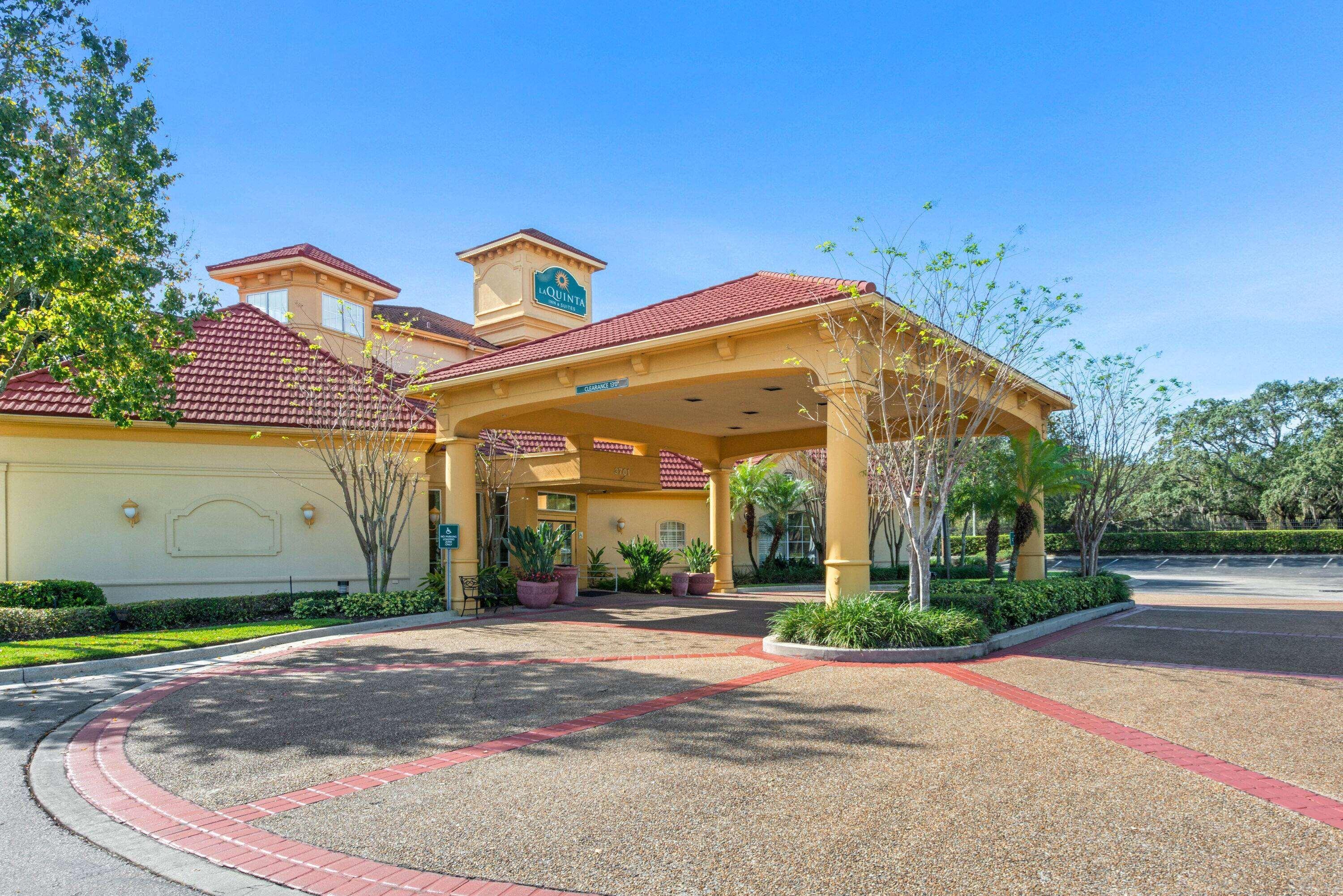 Hotel La Quinta By Wyndham Usf Tampa Exterior foto