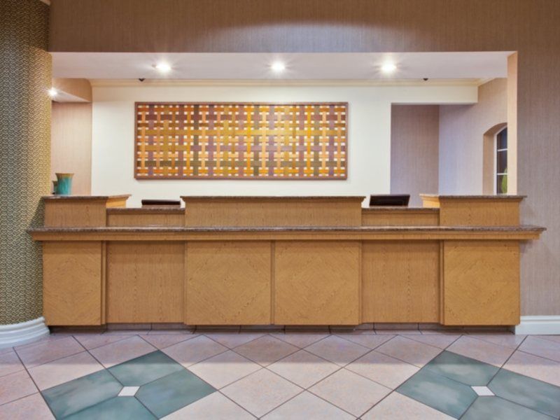 Hotel La Quinta By Wyndham Usf Tampa Exterior foto